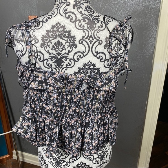 Stevie May acacia floral tie strap ruffle crop top - Picture 11 of 13